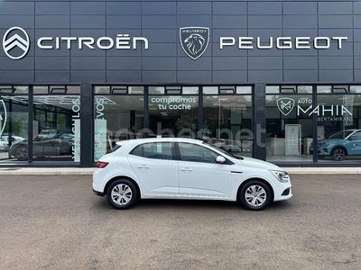 Usado Renault Mégane IV Life 95 CV (69 kW) 2018 Blanco Berlina