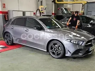 Usado Mercedes A200 150 CV (110 kW) 2022 Gris / plata Berlina