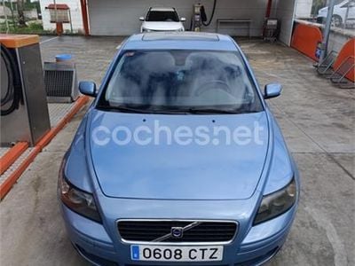 Volvo S40