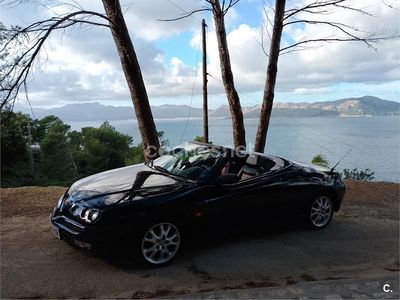 Usado Alfa Romeo Spider 150 CV (110 kW) 1995 Negro Descapotable