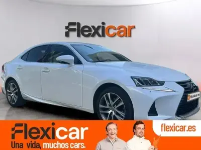 Usado Lexus IS300h Business Edition 223 CV (164 kW) 2018 Blanco Berlina