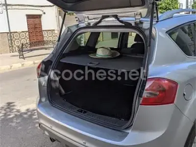 Usado Ford Kuga Trend 140 CV (102 kW) 2011 Gris / plata SUV