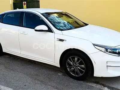 Usado Kia Optima 141 CV (103 kW) 2017 Blanco Berlina