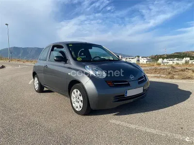 Usado Nissan Micra Tekna 80 CV (58 kW) 2004 Gris / plata Utilitario