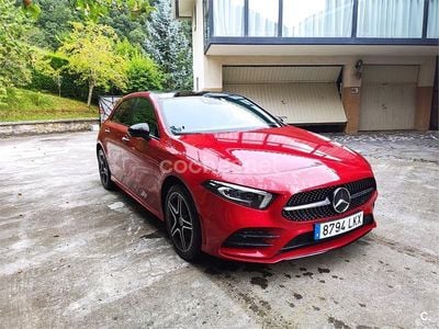 Begagnad Mercedes A250 218 HK (160 kW) 2021 Röd Sedan