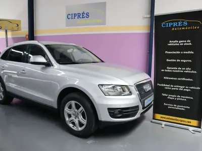 Usado Audi Q5 170 CV (125 kW) 2010 Gris SUV