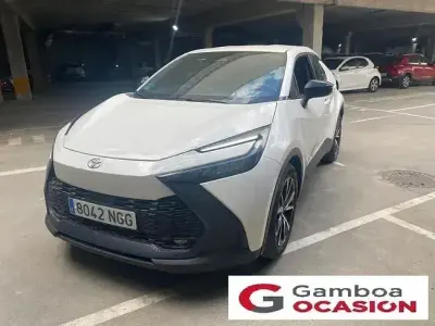 Usado Toyota C-HR Advance 140 CV (102 kW) 2025 Blanco SUV