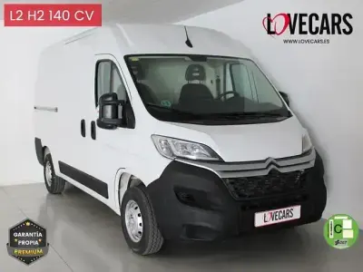 Usado Citroën Jumper 140 CV (102 kW) 2022 Blanco Monovolumen