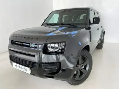Usado Land Rover Defender SE Dynamic 249 CV (183 kW) 2025 Gris SUV