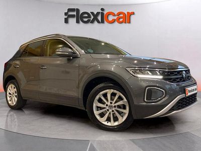 Gris Usado 2023 VW T-Roc Life SUV | 20.790 € (Buen precio)