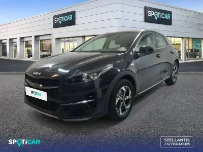 Usado Kia XCeed 120 CV (88 kW) 2022 Gris SUV