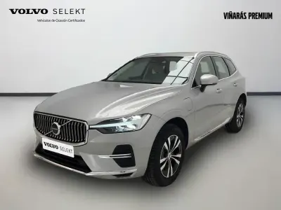 Usado Volvo XC60 Core 350 CV (257 kW) 2025 Gris / plata SUV