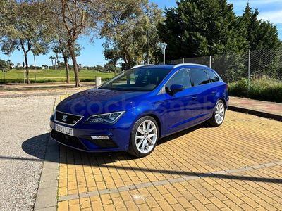 Usado Seat Leon FR 150 CV (110 kW) 2020 Azul Familiar