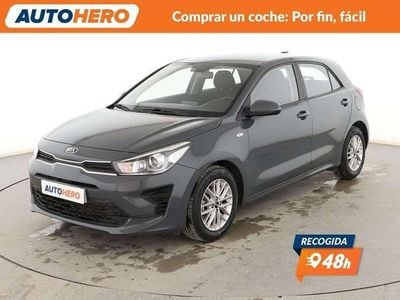 Usado Kia Rio 84 CV (61 kW) 2021 Gris Utilitario