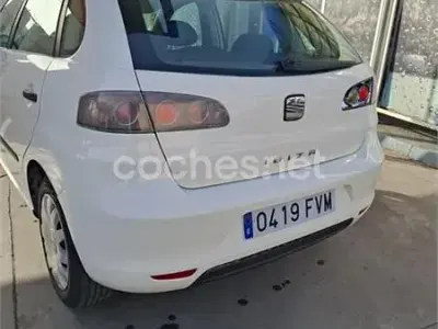 Usado Seat Ibiza Reference 80 CV (58 kW) 2007 Blanco Utilitario