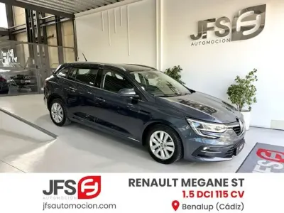 Usado Renault Mégane GrandTour 116 CV (85 kW) 2021 Gris Familiar