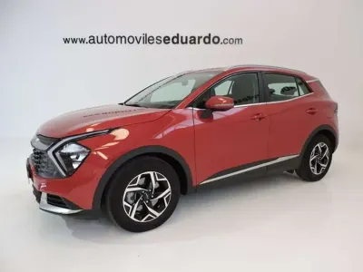 Usado Kia Sportage 136 CV (100 kW) 2022 Rojo SUV