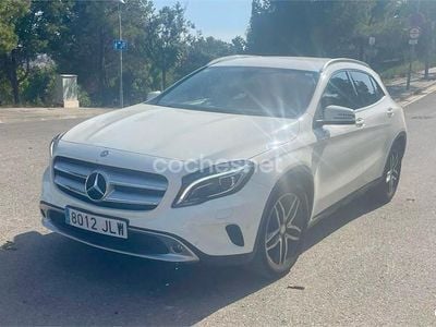 Mercedes GLA220