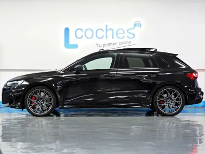 Usado Audi RS3 Sportback 400 CV (294 kW) 2025 Negro Utilitario