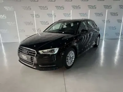 Usado Audi A3 Sportback Sport 116 CV (85 kW) 2016 Negro Utilitario