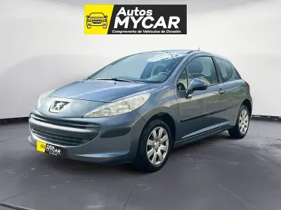 Usado Peugeot 207 90 CV (66 kW) 2006 Gris / plata Berlina