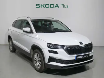 Usado Skoda Karoq Ambition 116 HP (85 kW) 2022 Branco SUV