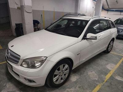 Usado Mercedes C220 Elegance 170 CV (125 kW) 2010 Blanco Berlina