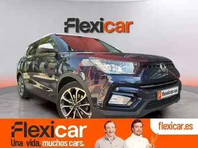 Usado SsangYong Tivoli Limited 128 CV (94 kW) 2018 Azul SUV