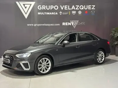 Usado Audi A4 S-Line 136 CV (100 kW) 2021 Gris / plata Berlina