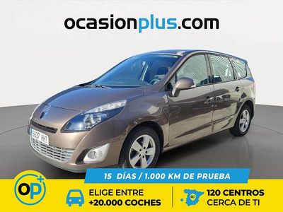 Marrón Usado 2012 Renault Scénic III Dynamique Monovolumen | 7290 € (Precio justo)