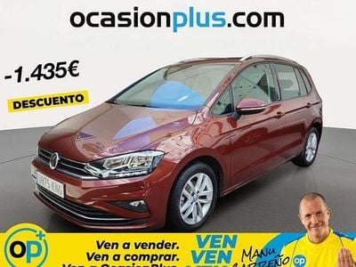 Usado VW Golf Sportsvan Advance 110 CV (80 kW) 2018 Rojo Monovolumen