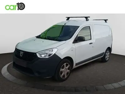 Usado Dacia Dokker Essentiel 102 CV (75 kW) 2019 Blanco Monovolumen