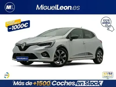 Usado Renault Clio Evolution 90 CV (66 kW) 2023 Gris Utilitario