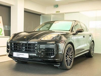 Usado Porsche Cayenne Turbo E-Hybrid 739 CV (543 kW) 2024 Negro SUV