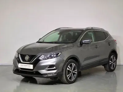 Usado Nissan Qashqai N-Connecta 130 CV (95 kW) 2018 Gris / plata SUV
