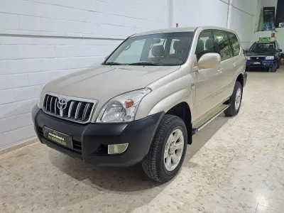 Begagnad Toyota Land Cruiser