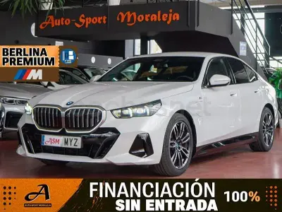 Usado BMW 530e Comfort Edition 299 CV (219 kW) 2025 Blanco Berlina