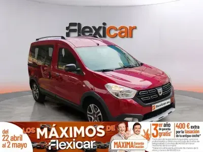 Używany Dacia Dokker Comfort 95 KM (69 kW) 2020 Czerwony Minivan