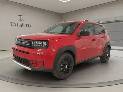 Nuevo Fiat Grande Panda Icon 110 CV (80 kW) 2025 Rojo Utilitario