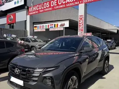Usado Hyundai Tucson 160 CV (117 kW) 2025 Gris SUV