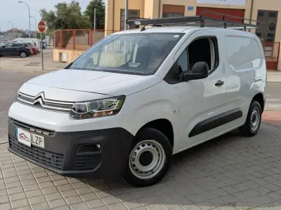 Usado Citroën e-Berlingo 100 CV (73 kW) 2022 Blanco Monovolumen