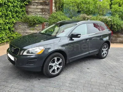 Usado Volvo XC60 Momentum 215 CV (158 kW) 2013 Gris / plata SUV