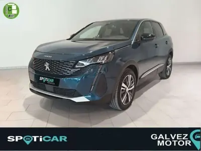 Usado Peugeot 3008 Allure 131 CV (96 kW) 2024 Azul SUV