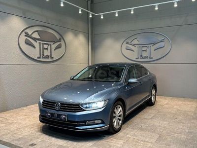 Usado VW Passat Advance 150 CV (110 kW) 2017 Azul Berlina