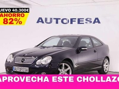 Usado Mercedes C180 143 CV (105 kW) 2007 Negro Berlina