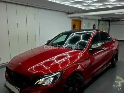 Usado Mercedes C43 AMG 367 CV (269 kW) 2017 Rojo Berlina