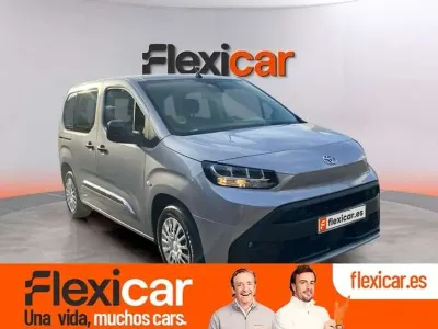 Używany Toyota Proace City Active 131 KM (96 kW) 2025 Szary Minivan
