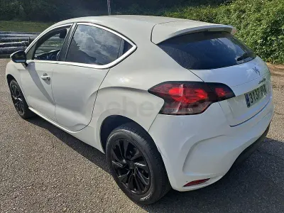 Usado Citroën DS4 114 CV (83 kW) 2014 Blanco Utilitario
