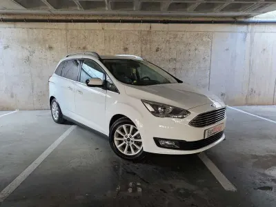 Usado Ford C-MAX Titanium 125 CV (91 kW) 2016 Blanco Monovolumen