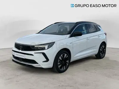 Usado Opel Grandland X Ultimate 130 CV (95 kW) 2022 Blanco SUV
